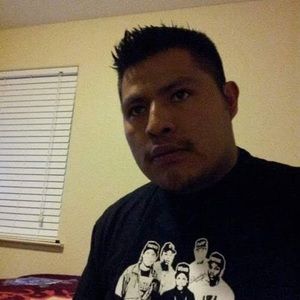 Meet your Posher, Moises